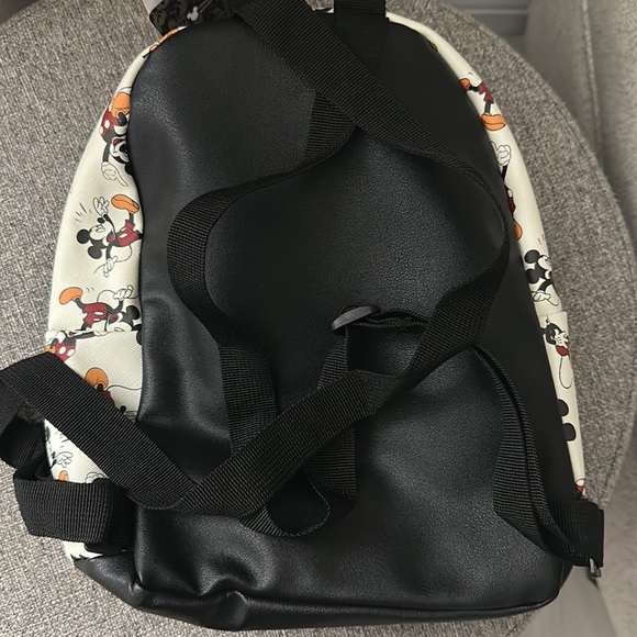 Mickey Mouse small backpack - Picture 3 of 4